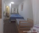 Apartamento Rajka, alojamiento privado en Herceg Novi, Montenegro